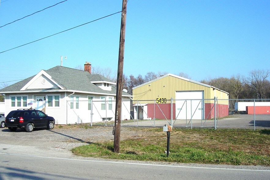 More Photos Of 5430 Stickney Ave, Toledo Warehouse For Lease