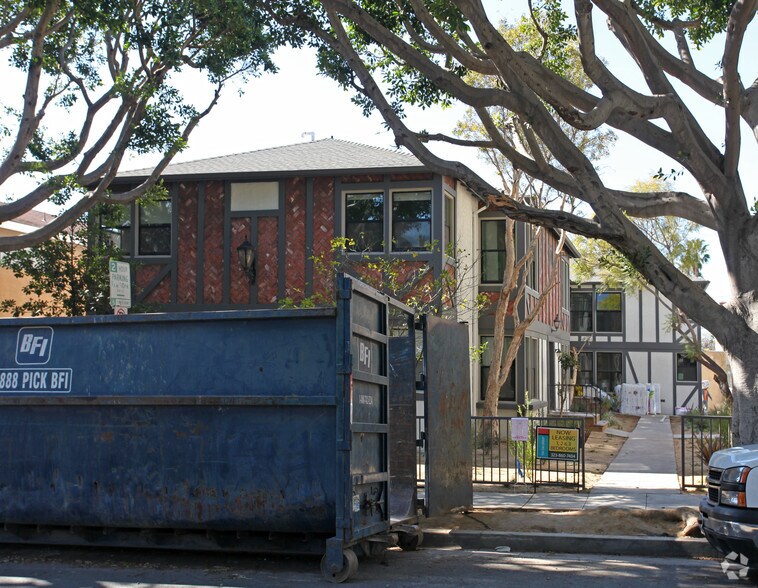 More Photos Of 1008 20th St, Santa Monica Apartments For Sale
