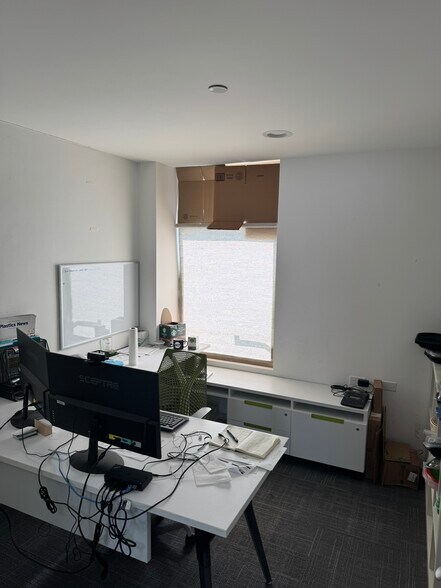 More Photos Of 123-127 Lomita St, El Segundo Loft Creative Space For Sale