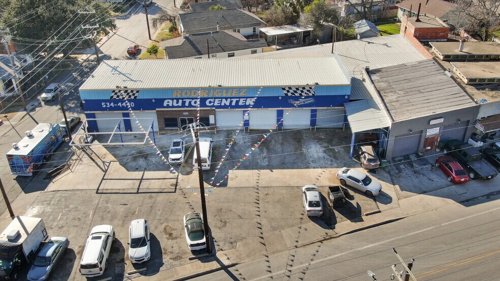 More Photos Of , San Antonio General Retail For Sale