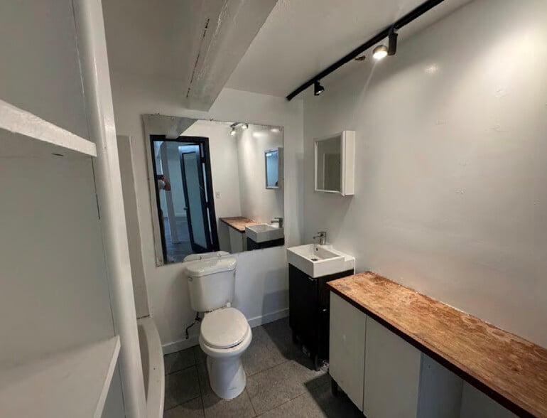More Photos Of 1516 E 1st St, Los Angeles Religious Facility For Lease