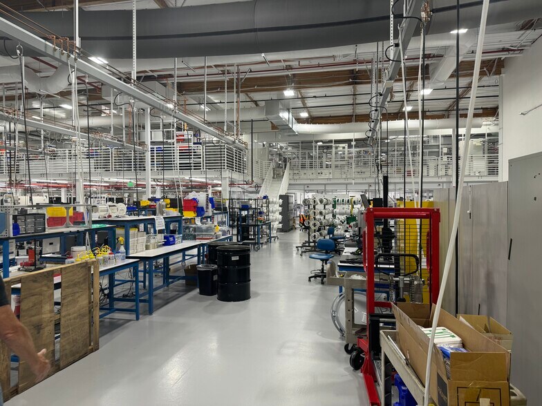 More Photos Of 3481-3501 W Warren Ave, Fremont Light Manufacturing For Lease