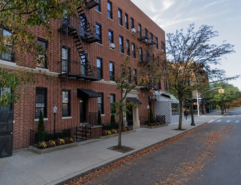 Primary Photo Of 310 85th St, Brooklyn Office For Lease