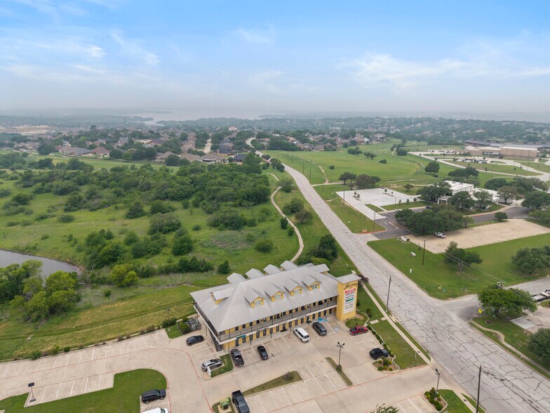 More Photos Of 7105 Golf Club Dr, Fort Worth Storefront Retail Office For Lease