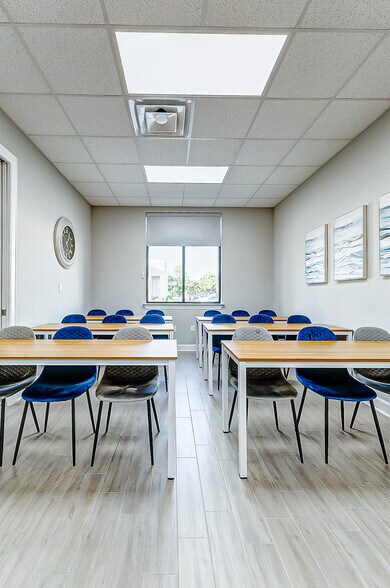 More Photos Of 26717 Westheimer Pky, Katy Medical For Sale