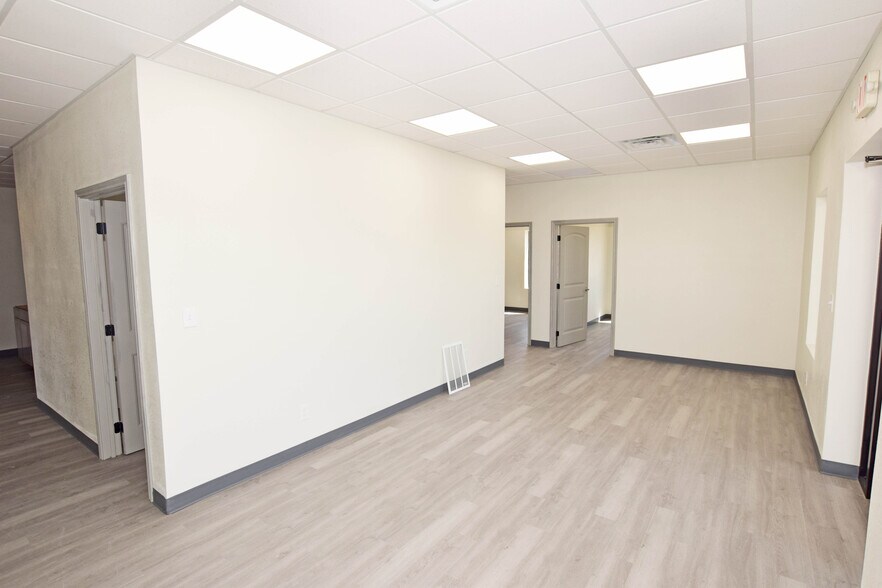 More Photos Of 8340 Boles Rd., Odessa Warehouse For Lease