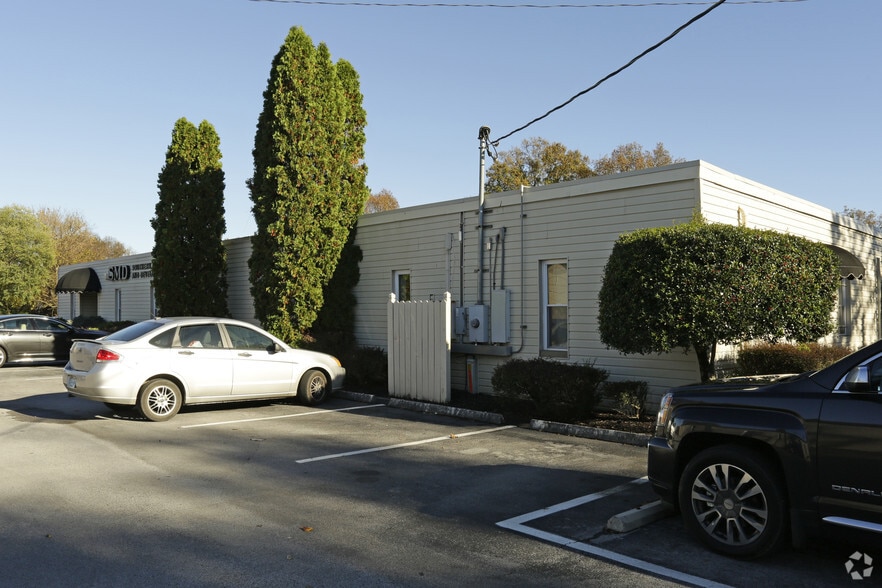 More Photos Of 5410 Homberg Dr, Knoxville Office For Lease