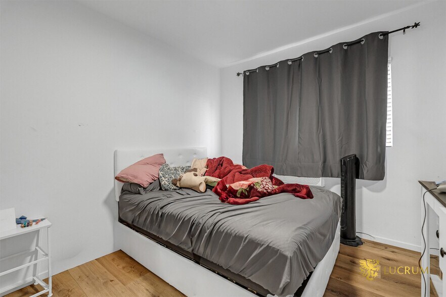 More Photos Of 6652 Darby Ave, Reseda Apartments For Sale