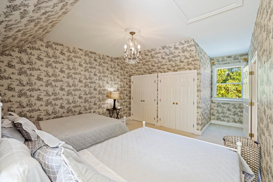 More Photos Of 3168 Stanyarne Dr, Charleston Multifamily For Sale