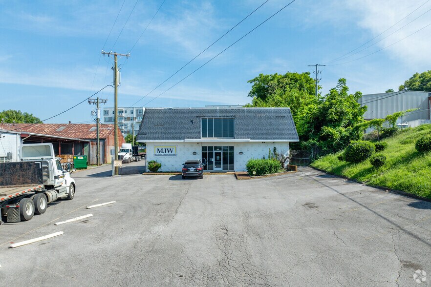 More Photos Of 650 Southgate Ave, Nashville Manufacturing For Lease