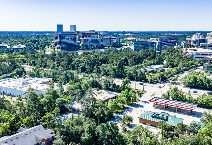 More Photos Of 2404 Research Forest Dr, Spring Bank For Sale