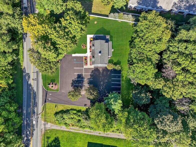 More Photos Of 1436 NY-52 Rt, Fishkill Office For Sale