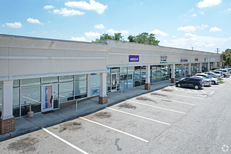 More Photos Of 4602-4606 W Market St, Greensboro Storefront For Sale
