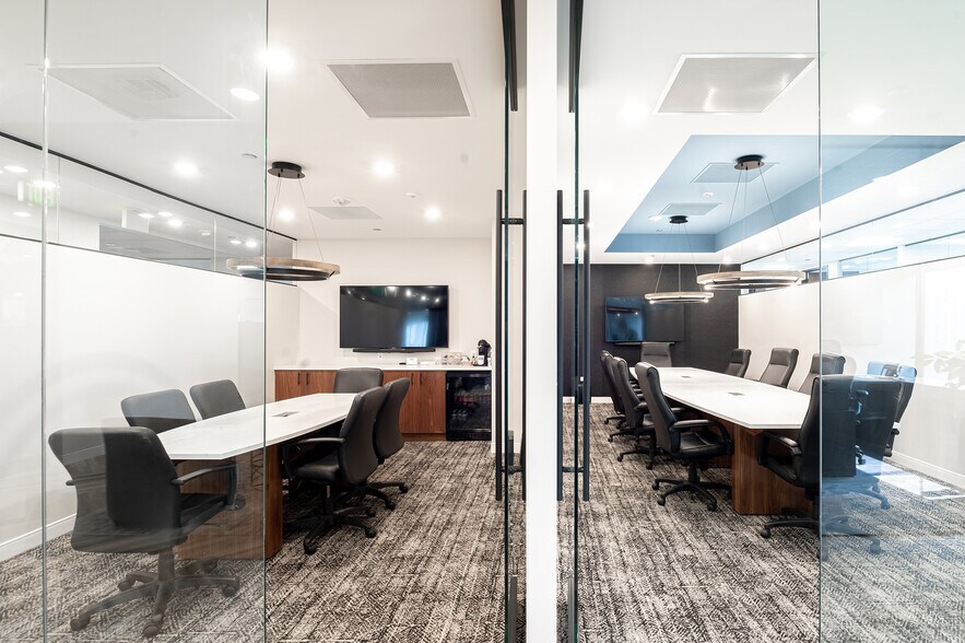 More Photos Of 1600 Stout St, Denver Medical For Lease