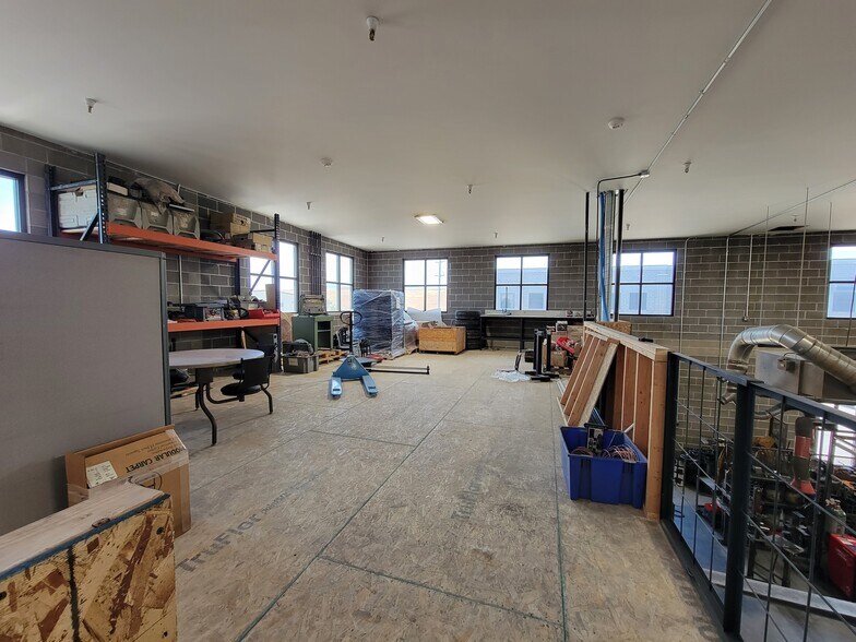 More Photos Of 32 S 1800 W, Lindon Warehouse For Lease