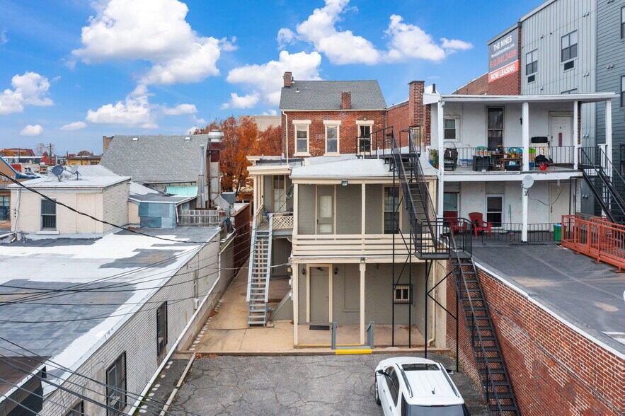 More Photos Of 962 W Hamilton St, Allentown Storefront Retail Residential For Lease