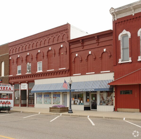 More Photos Of 109-111 S Main St, Ovid Storefront Retail Residential For Lease