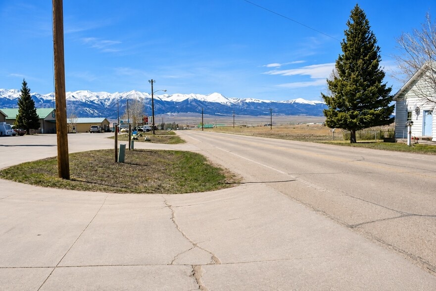 More Photos Of 104 Main St, Silver Cliff Carwash For Sale