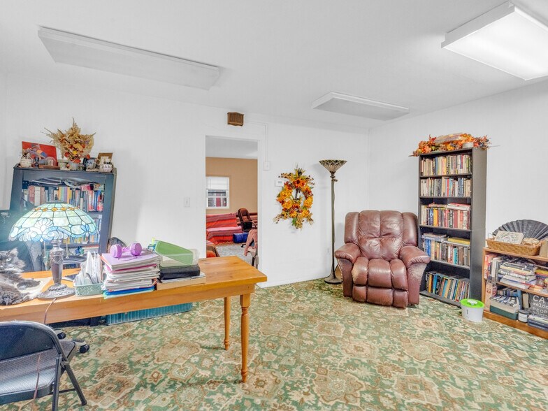 More Photos Of 239 E Main St, Westminster Office For Sale