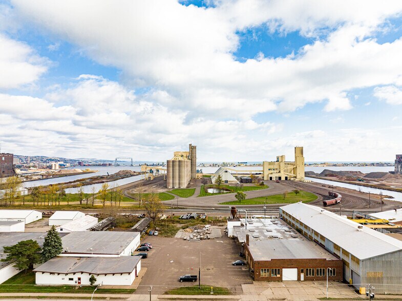 More Photos Of 350 Garfield Ave, Duluth Warehouse For Lease
