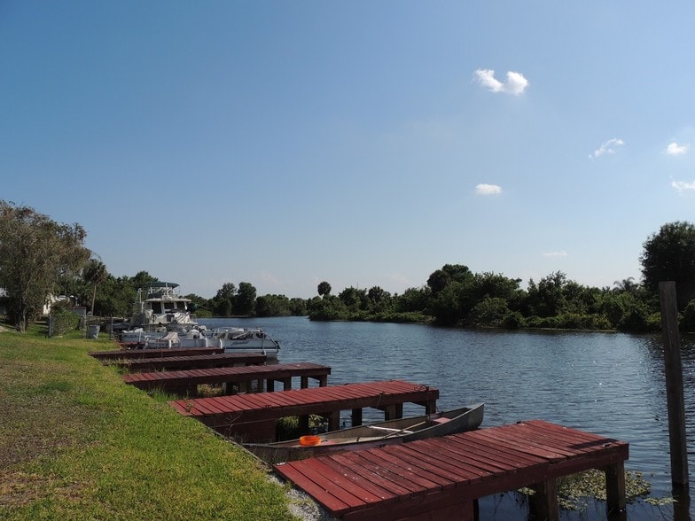 More Photos Of 14725 NW 1st Pkwy, Okeechobee Manufactured Housing Mobile Home Park For Sale