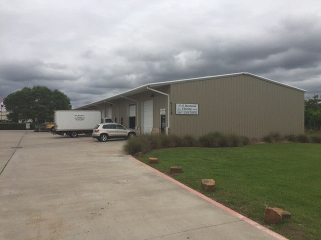 More Photos Of 6115 FM 762 Rd, Richmond Warehouse For Lease