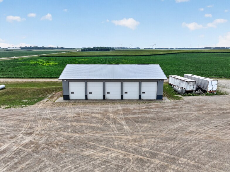 More Photos Of 43553 MN-28, Sauk Centre Warehouse For Sale