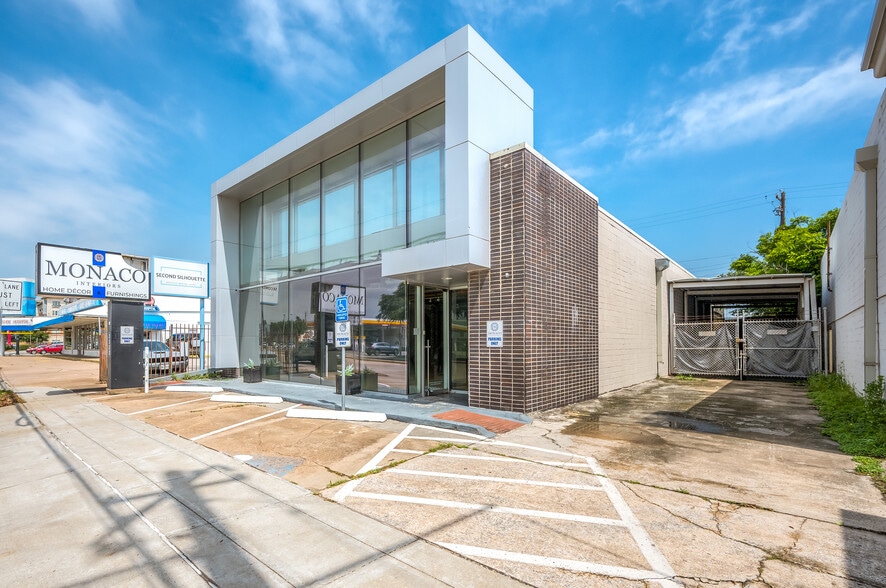 More Photos Of 2522 Bissonnet St, Houston Freestanding For Lease