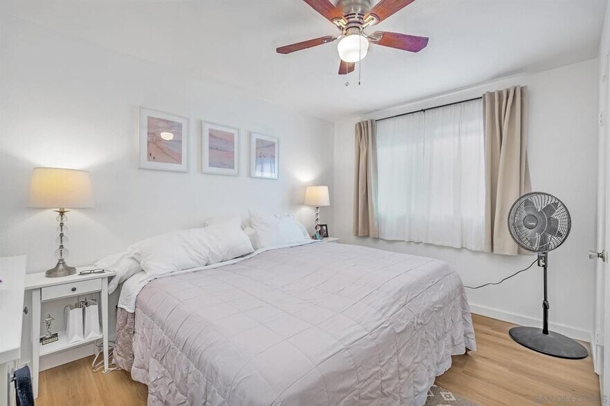 More Photos Of 248 Orange Ave, Coronado Multifamily For Sale
