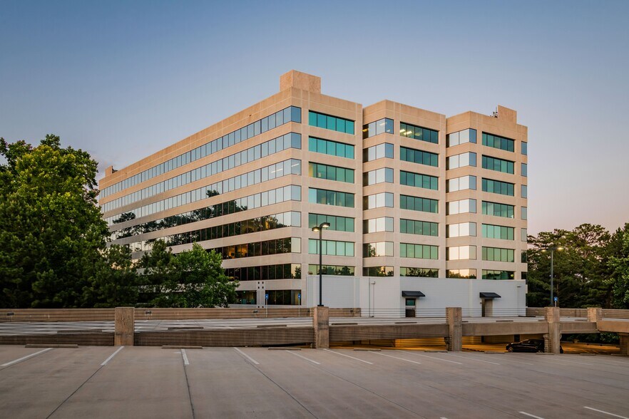 More Photos Of 2970 Clairmont Rd NE, Atlanta Medical For Lease