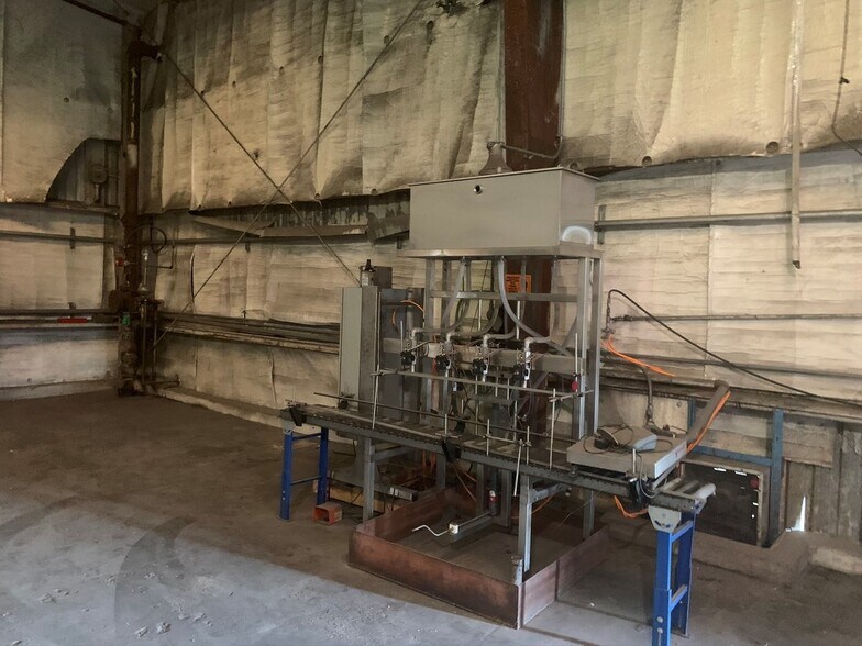 More Photos Of 218 Springfield Rd, Baton Rouge Warehouse For Sale