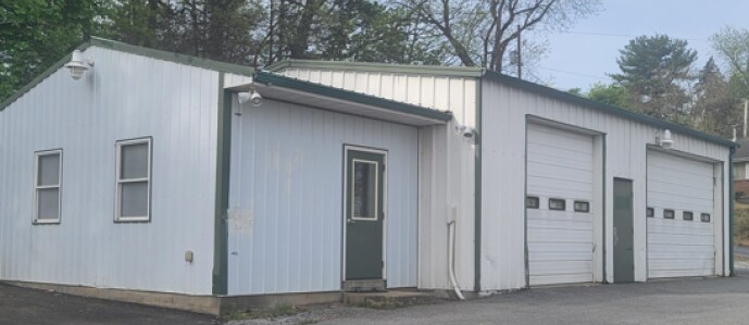 More Photos Of 8011 Paxton St, Harrisburg Flex For Sale