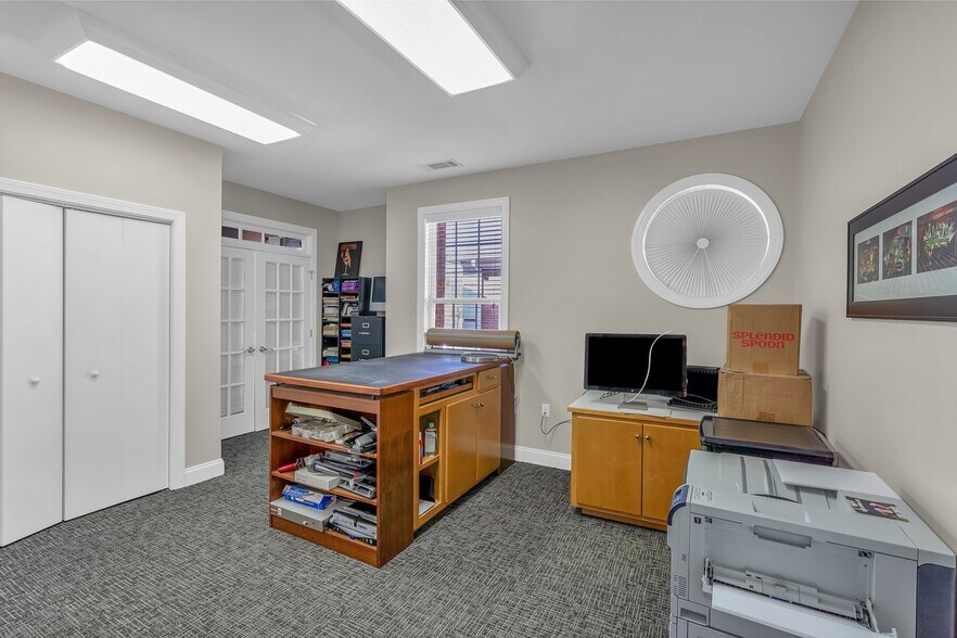 More Photos Of 3104 Creekside Village Dr NW, Kennesaw Loft Creative Space For Sale