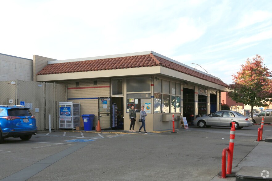 More Photos Of 820 2nd St, San Rafael Service Station For Sale