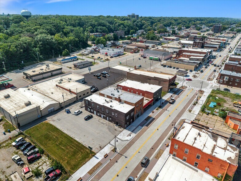 More Photos Of 1022 15th Ave, East Moline Multifamily For Sale