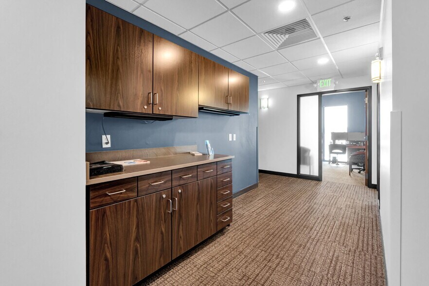 More Photos Of 4795 Larimer Pky, Johnstown Medical For Sale