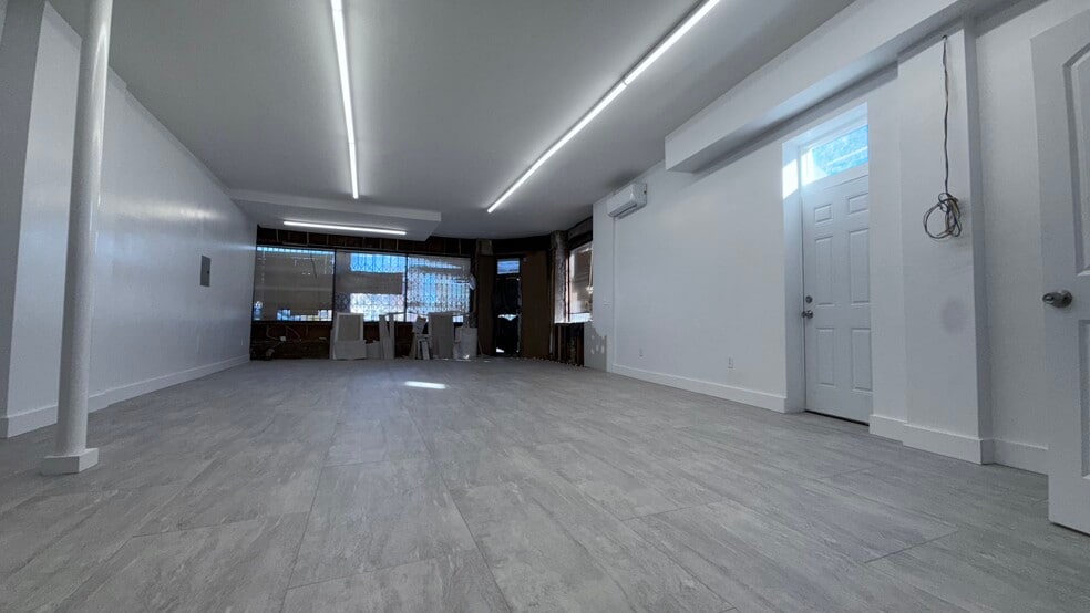 More Photos Of 11464 Merrick Blvd, Jamaica Storefront Retail Residential For Lease