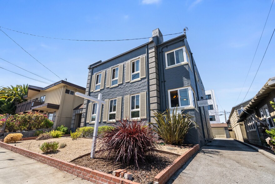 More Photos Of 1217 Capuchino Ave, Burlingame Apartments For Sale