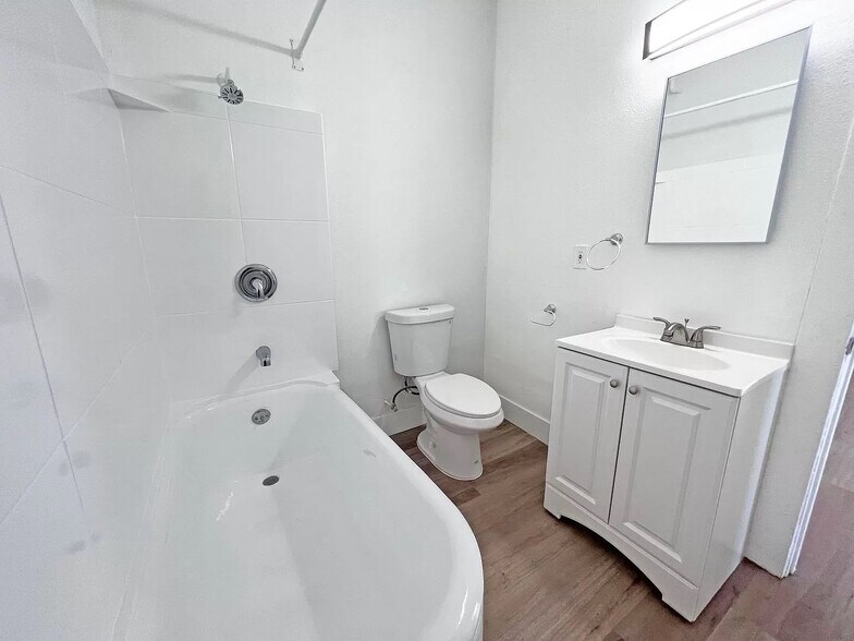 More Photos Of 801 Atlantic Ave, Long Beach Apartments For Sale