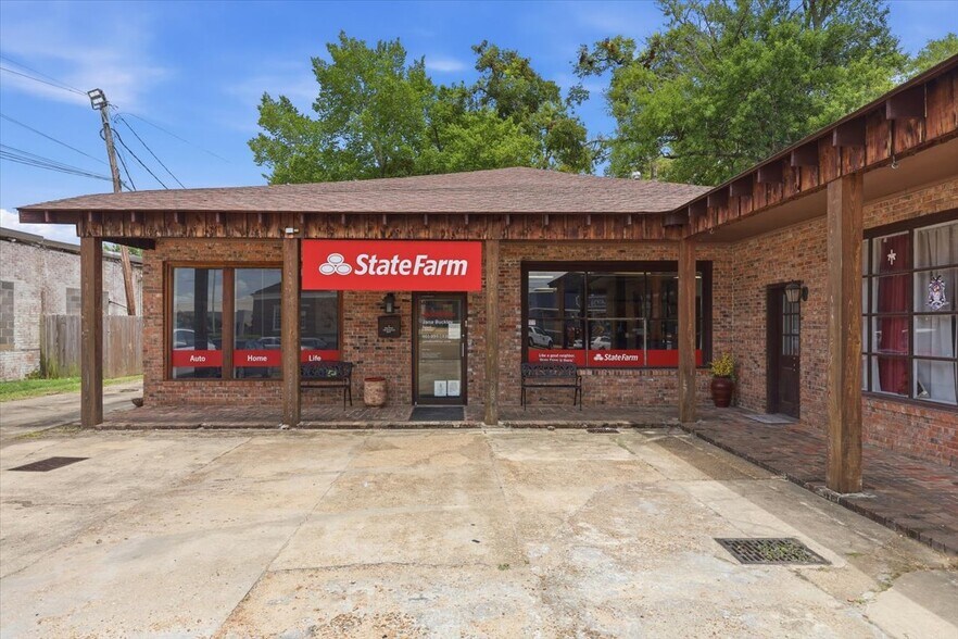 More Photos Of 148 W Green St, Hazlehurst Office For Sale