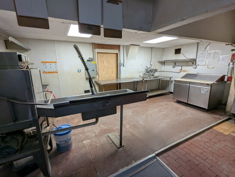 More Photos Of 17 Main St, Ballston Lake Restaurant For Lease