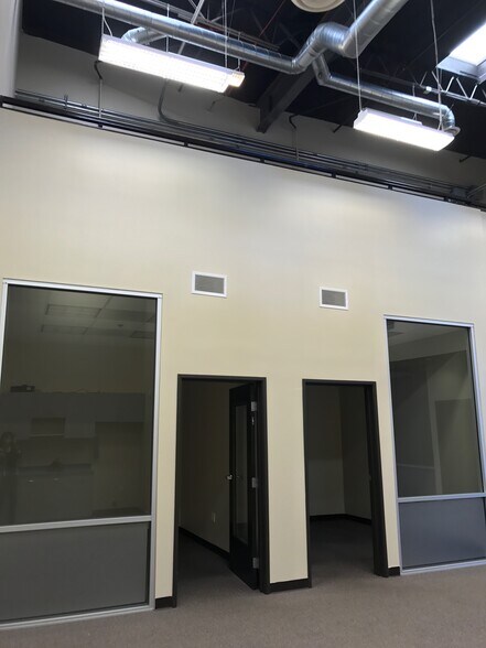 More Photos Of 2215-2221 W 190th St, Torrance Loft Creative Space For Lease