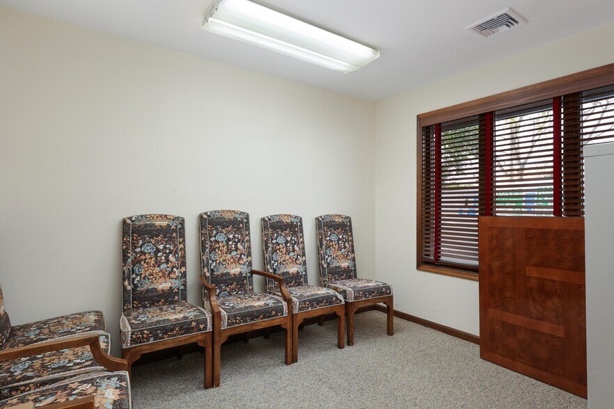 More Photos Of 1431 Raritan Rd, Clark Office For Sale