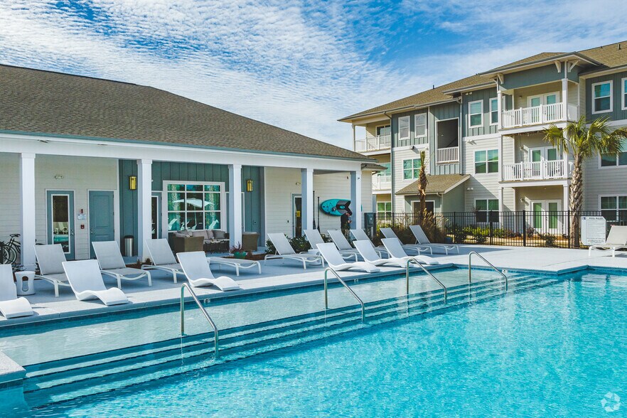 More Photos Of 28003 State Highway 181, Daphne Apartments For Sale