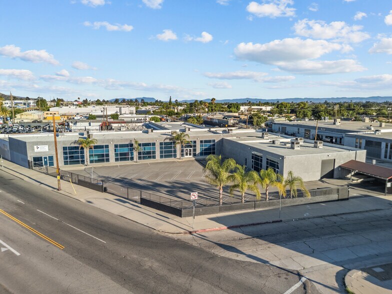 Primary Photo Of 11487 San Fernando Rd, San Fernando Office For Sale
