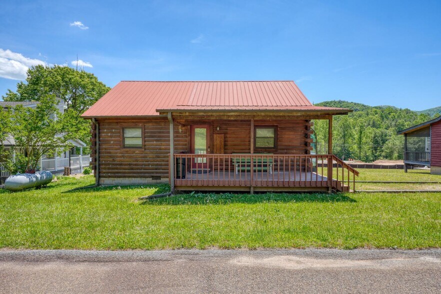 More Photos Of 23 & 60 Greenbriar Hwy, Blairsville Office For Sale