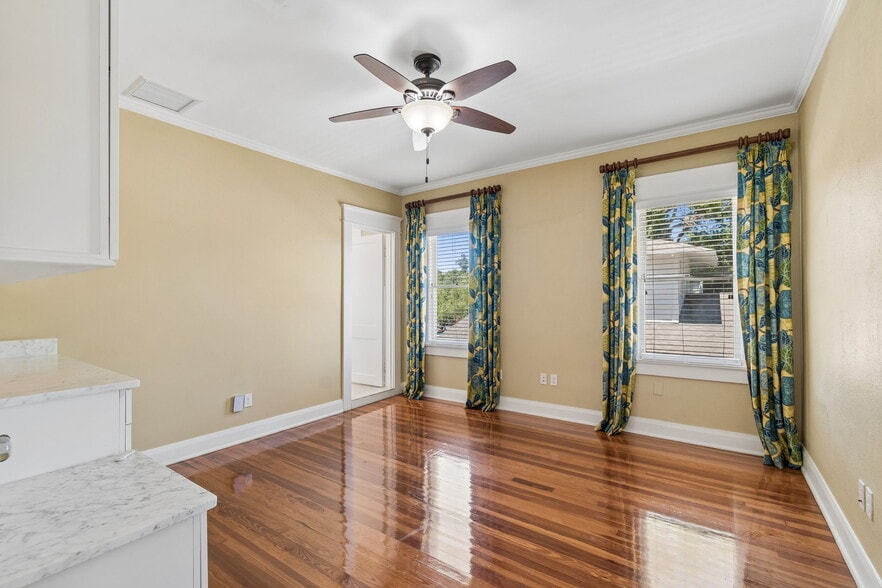 More Photos Of 1505 S Howard Ave, Tampa Office Residential For Lease