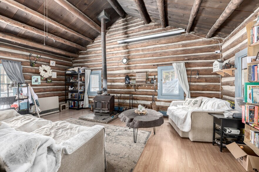 More Photos Of 8537 S Doubleheader Ranch Rd, Morrison Specialty For Sale