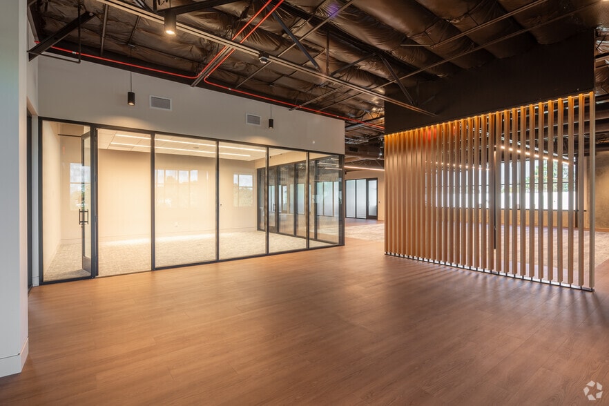 More Photos Of 200 E Baker St, Costa Mesa Loft Creative Space For Sale