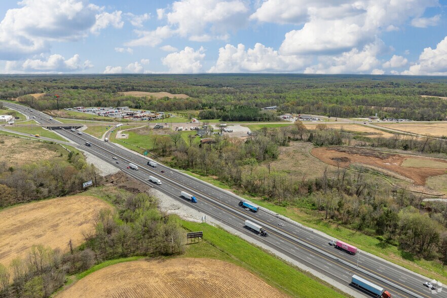 More Photos Of Hwy 70 @ Hwy 412, Jackson Warehouse For Lease